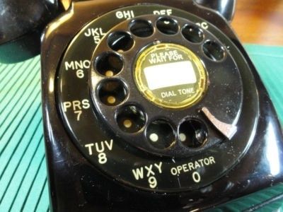 VINTAGE 1950s STROMBERG CARLSON MODEL 1543 TELEPHONE DESK PHONE 