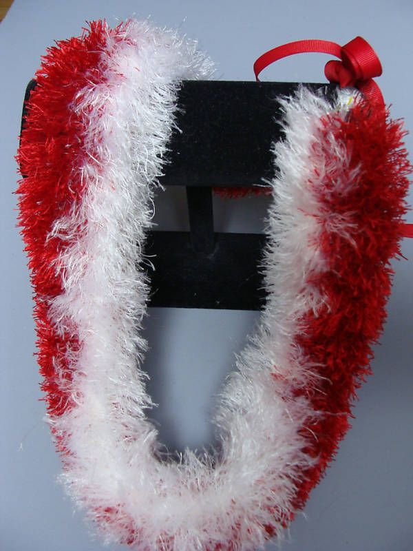 Hawaiian Eyelash Yarn Leis Three Straw Luau Red White